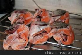 進(jìn)口三文魚頭 優(yōu)質(zhì)冷凍粗加工水產(chǎn)品的選擇